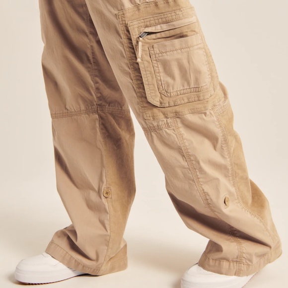 Abercrombie and Fitch Utility Pant - Picture 2 of 6